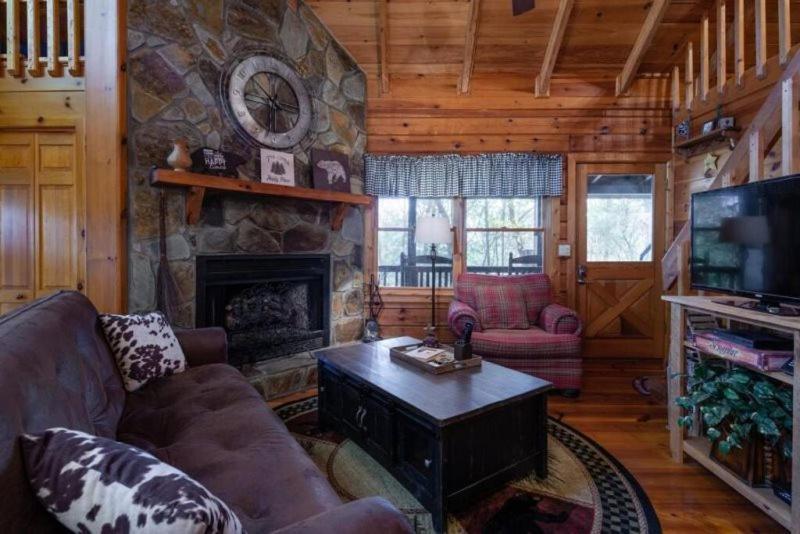 הוילה בלו רידג' Mountain Time Cabin, Hot Tub, Fire Pit, Fireplace מראה חיצוני תמונה