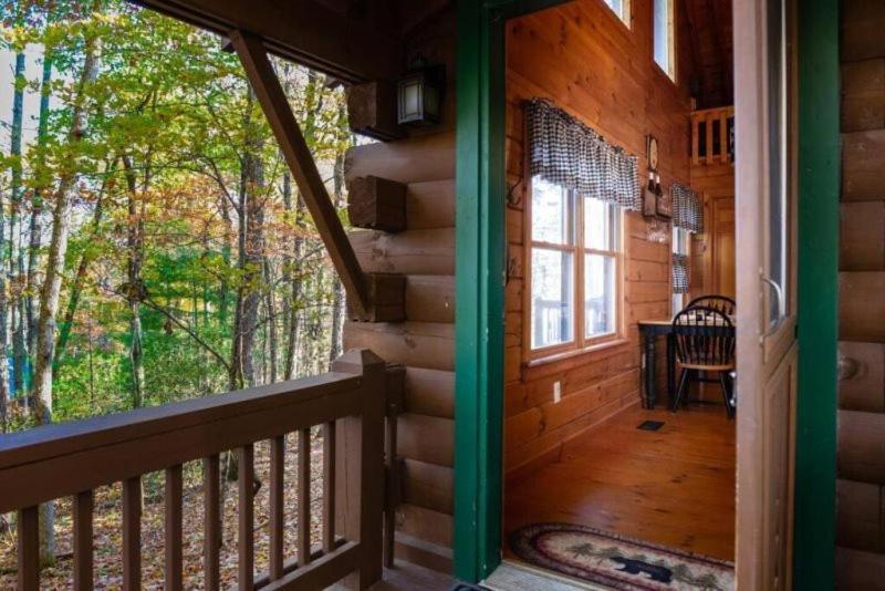 הוילה בלו רידג' Mountain Time Cabin, Hot Tub, Fire Pit, Fireplace מראה חיצוני תמונה