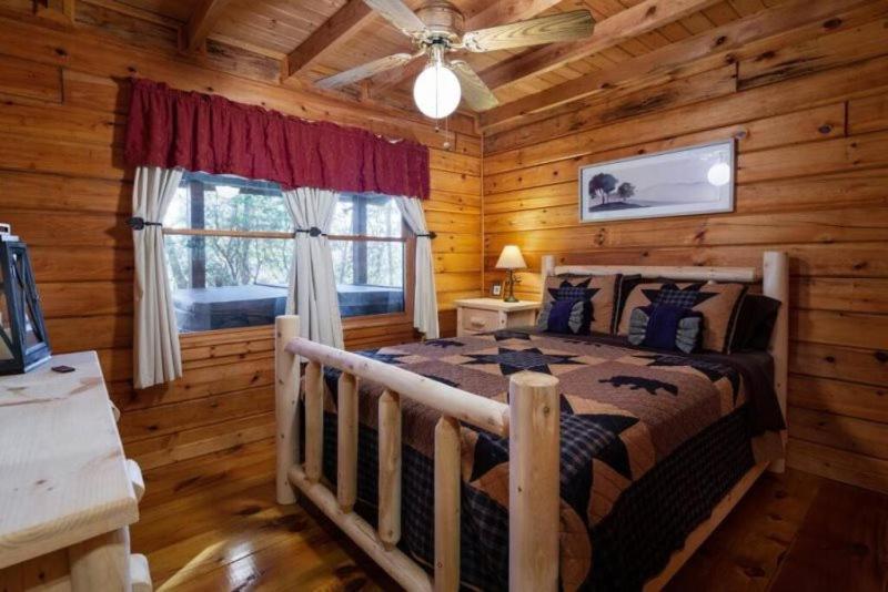 הוילה בלו רידג' Mountain Time Cabin, Hot Tub, Fire Pit, Fireplace מראה חיצוני תמונה