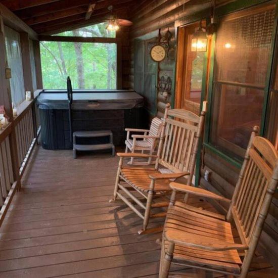 הוילה בלו רידג' Mountain Time Cabin, Hot Tub, Fire Pit, Fireplace מראה חיצוני תמונה